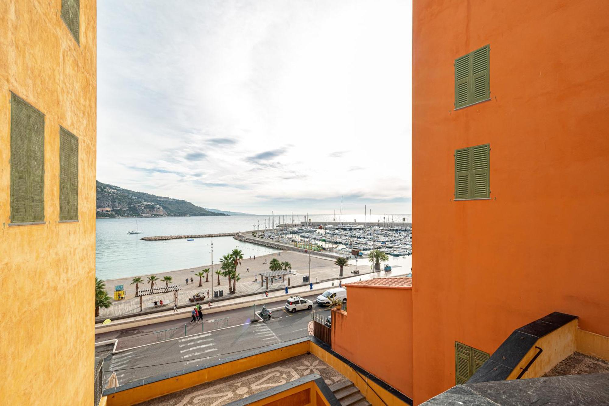 Le Bougainvillier Menton Vieille Ville Екстер'єр фото